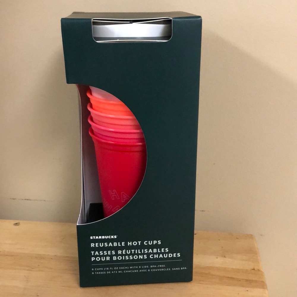 Starbucks 2019 holiday reusable hot cups!